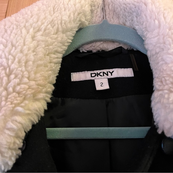 DKNY black coat with detachable teddy collar, size 2 - Picture 2 of 5